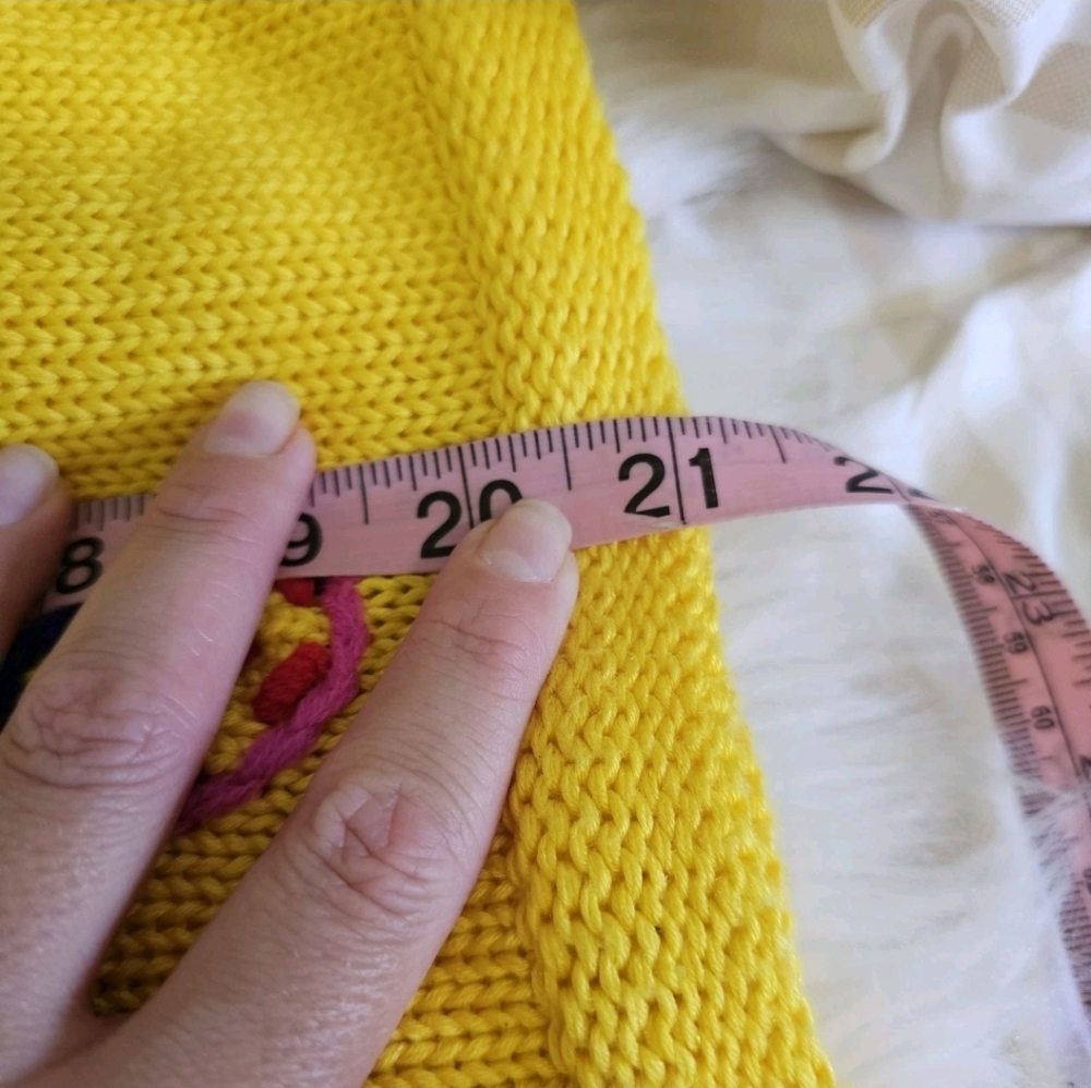 Vintage • Knit Sweater Top With Embroidery - Picture 7 of 7